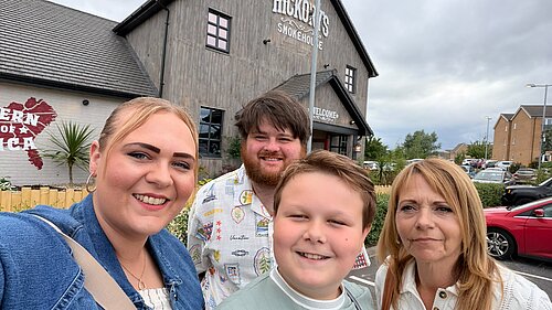 Jade Andy and Family at Hickorys